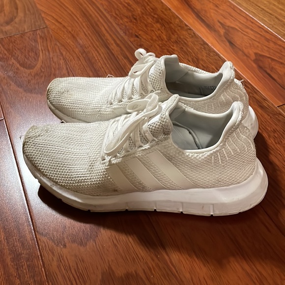 Adidas Swift Runner Mens 11.5 - Picture 2 of 3